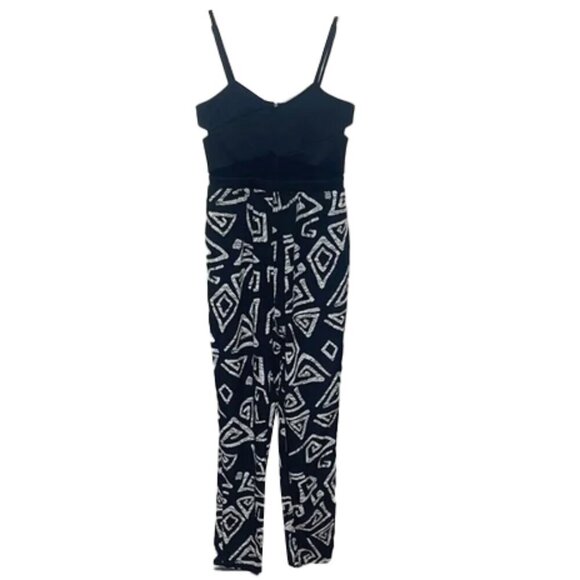 ❤️ FIRE Los Angelas Jumpsuit Black White Built in Bra Geometric Jumpsuit Size M - Picture 8 of 8